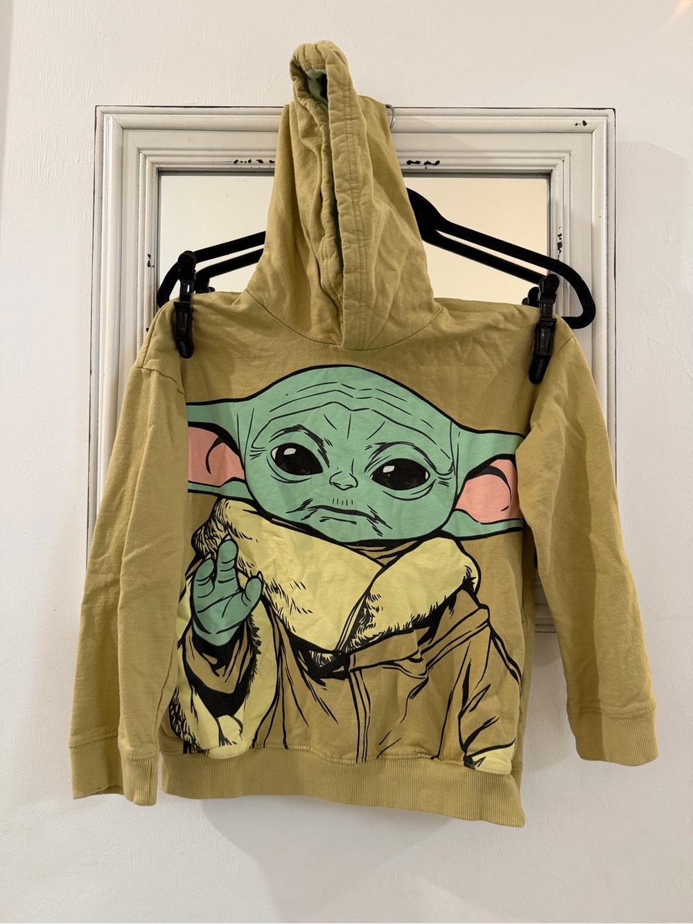Kids The Mandalorian 'Baby Yoda' Graphic Hoodie